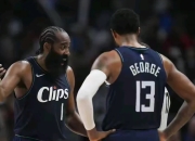 哈登绝杀时刻，字母哥点燃赛场，鹈鹕迎来胜利！