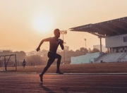 内马尔连续五场比赛得分破纪录，IG战队全场沸腾！